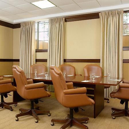 Sheraton Jfk Airport Hotel New York Facilities photo