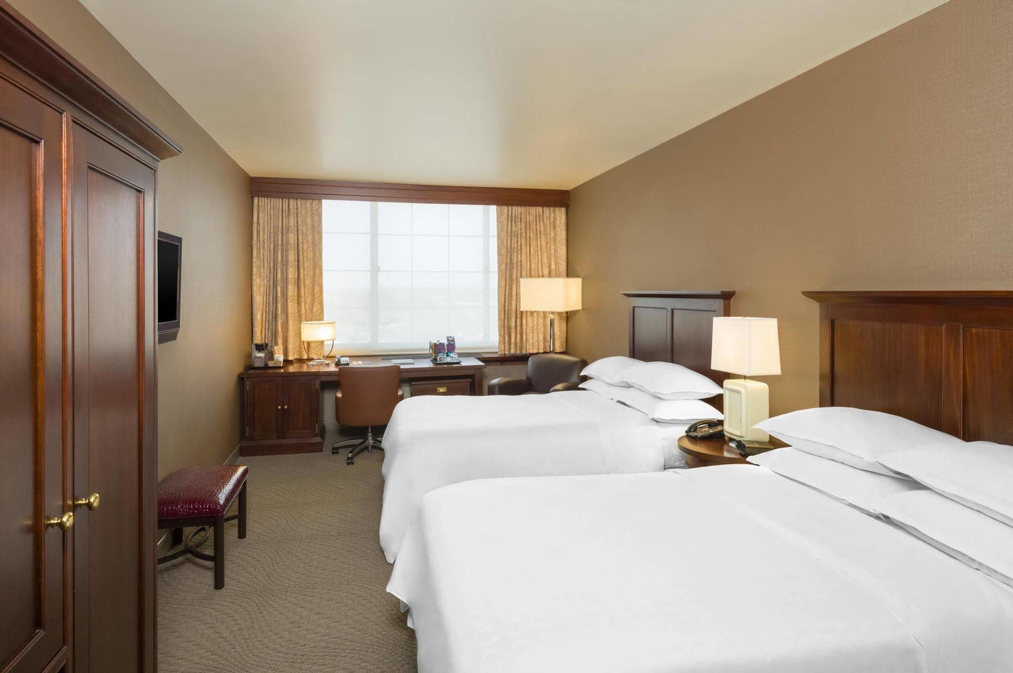 Sheraton Jfk Airport Hotel New York Exterior photo